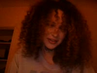 Hai ik ben Yusra 18 jaar en van Marokkaanse afkomst. Ik maak in mijn dagelijkse leven 18+  content en ervaar daar heel veel plezier in. Ik ben een vollere dame met grote borsten een dikke kont een klein buikje lief gezichtje en een bos vol krullen boven en beneden.ik doe aan augyo, foot, BDSM, SM, GFE, dominantie, onderdanigheid,en Golden shower fetisj. Naast fetisj doe ik ook aan twerken, boobie shows en samen spelen.