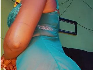Olivialips696