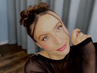 hot strip tease webcam AmelieSkylar