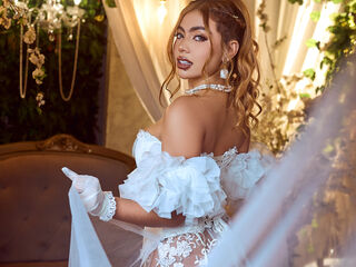 camgirl playing with sextoy EvanyaRose
