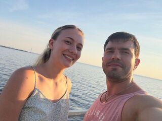 camcouple chatroom ViktorJuli