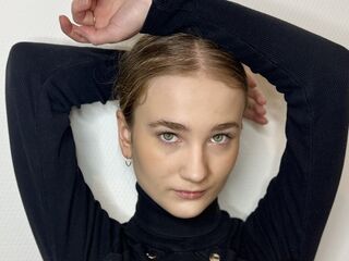 live-chat AdamMcghin