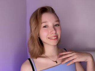 camgirl masturbating with sextoy AgataMay