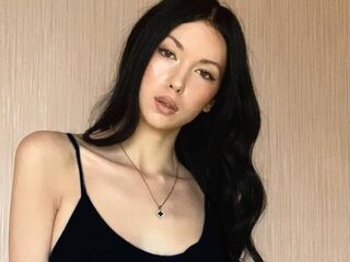 live striptease AishaWolf
