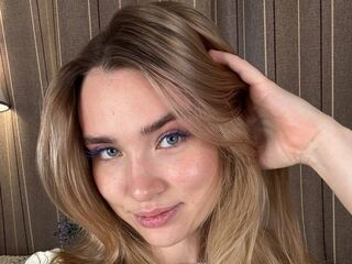 girl chat AliceGondalis