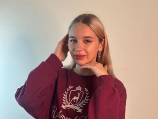 adult cam AliceWoody