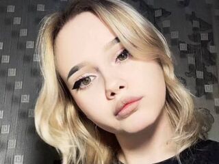 spy web cam AlmaLonabaugh