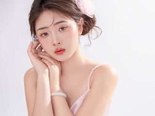 naughty cam girl fingering pussy AmyCecily