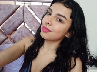 fingering camgirl AndreaWeins