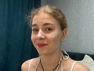 hot cam slut AnnaMartt