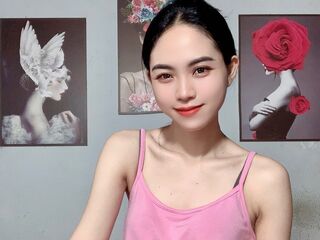 hot cam girl fingering shaved pussy AnnaRin