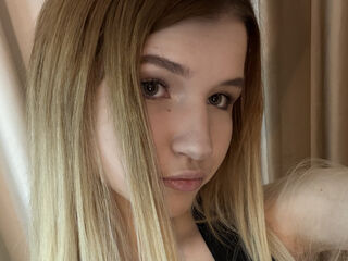 adult liveshow AraPosey