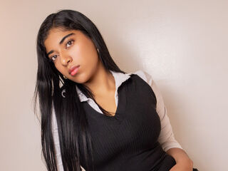 girl topless chat AriiDuval