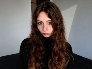 camslut topless BertaDavila