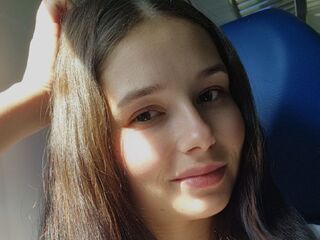 nude webcamgirl BettyCook