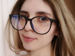 free webcam chatroom BlytheDendy