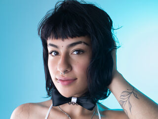 fingering webcam girl BrianaBlake