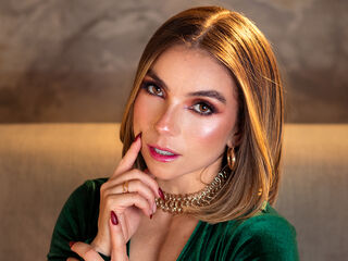 hot striptease webcam CamilaRhoa