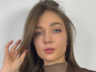 webcamgirl chatroom CarlenaBoulay