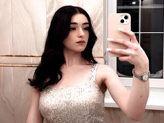 naughty cam girl CarriMaclachlan