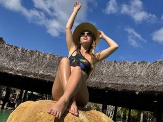 closeup web cam ClarettaPittmann