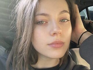 hot webcam slut ClarettaZinno