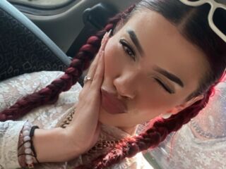 cam girl spreading pussy ClhoeOwen