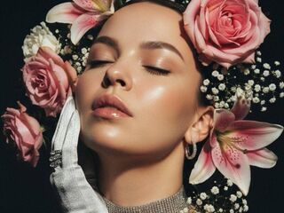 girl topless chat DelfinaArif