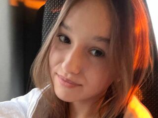 camgirl spreading pussy DelorseDoderer