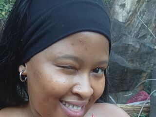 voyeur web cam DoraPhillips