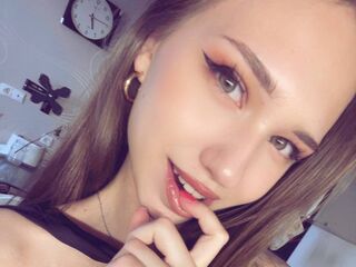 webcamgirl chat room EarthaMaruyama
