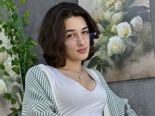 camgirl playing with sex toy EdnaRomberg