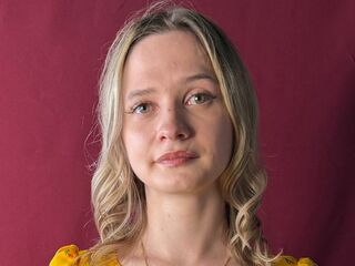 live free chat ElinoreSauder