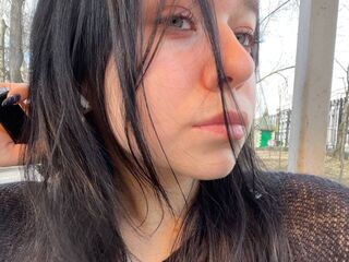 naked camgirl picture ElzzaCute