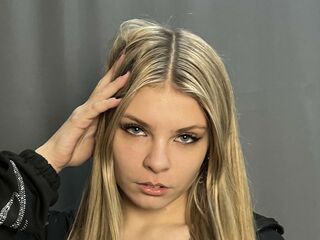 strip tease show GlendaLabeau