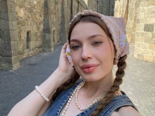 girl cam naked GlindaSankar