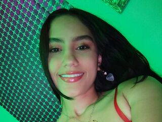 camslut naked HannahHerrera
