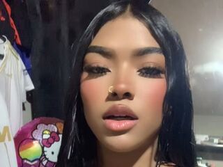 live webcam performer KassyMorgan