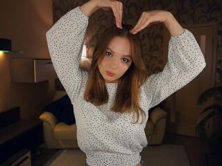 camslut fingering pussy KelsiLuciani