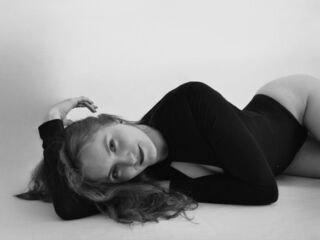 live sex cam KolobanovaEva
