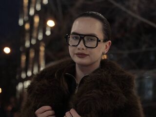 webcam bitch LatanyaDunkley