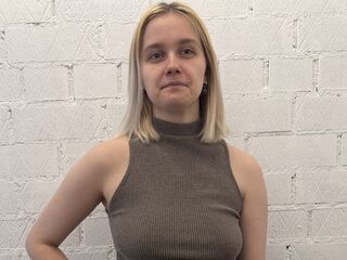 closeup web cam LatrishaSoprych