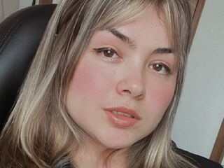 naughty camgirl photo LauBee