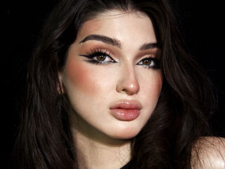 naughty camgirl LeilaMyers