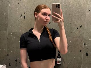 real live cam LessieNunz