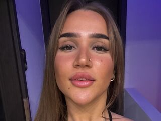 naked webcamgirl LexiBell