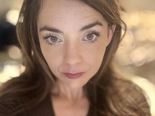 camgirl masturbating with vibrator Lexietay