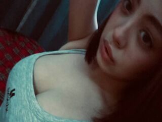 camwhore fingering shaved pussy LinaMile