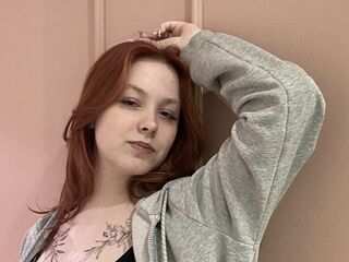 webcam chat LindaBenne