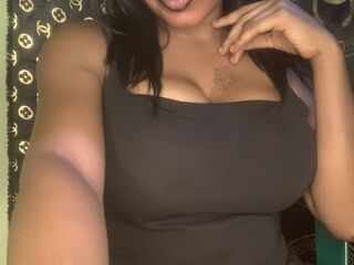sexy cam girl LindaBernard